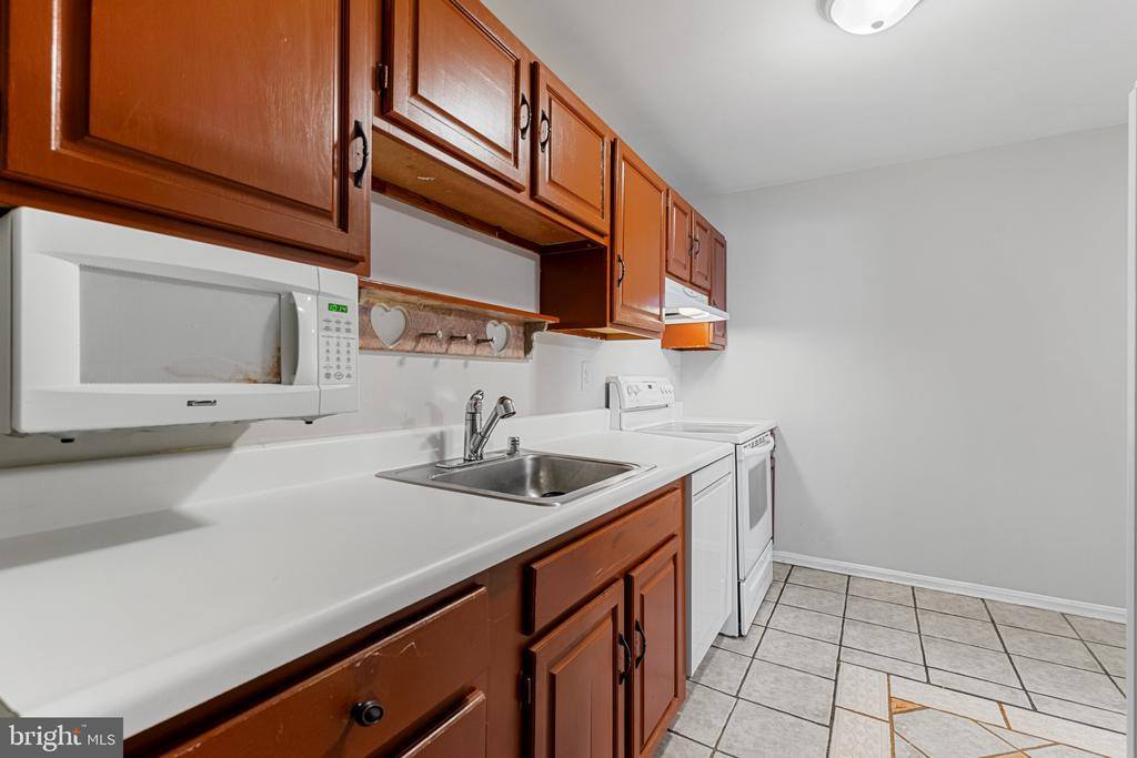 9804 Whiskey Run, Laurel, MD 20723