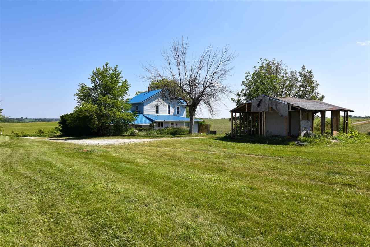 2228 330th Street, NorthEnglish, IA 52316