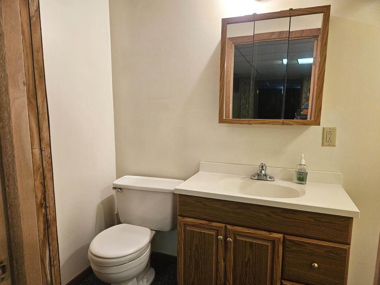 268 W Plymouth Sy, Jefferson, WI 53549