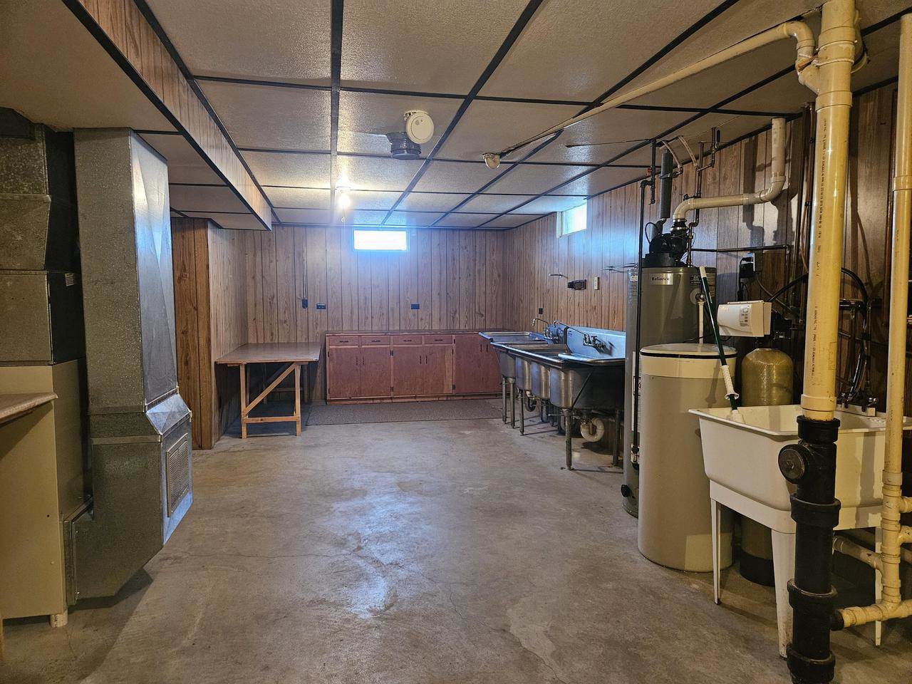 268 W Plymouth Sy, Jefferson, WI 53549