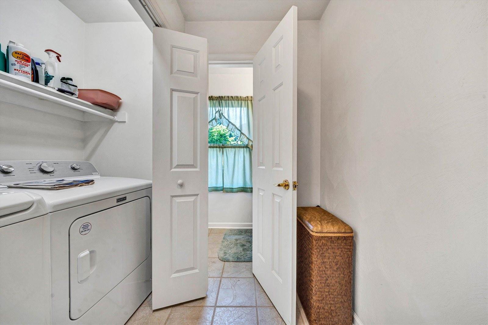 559 Boxwoodgreen Dr, Wirtz, VA 24184