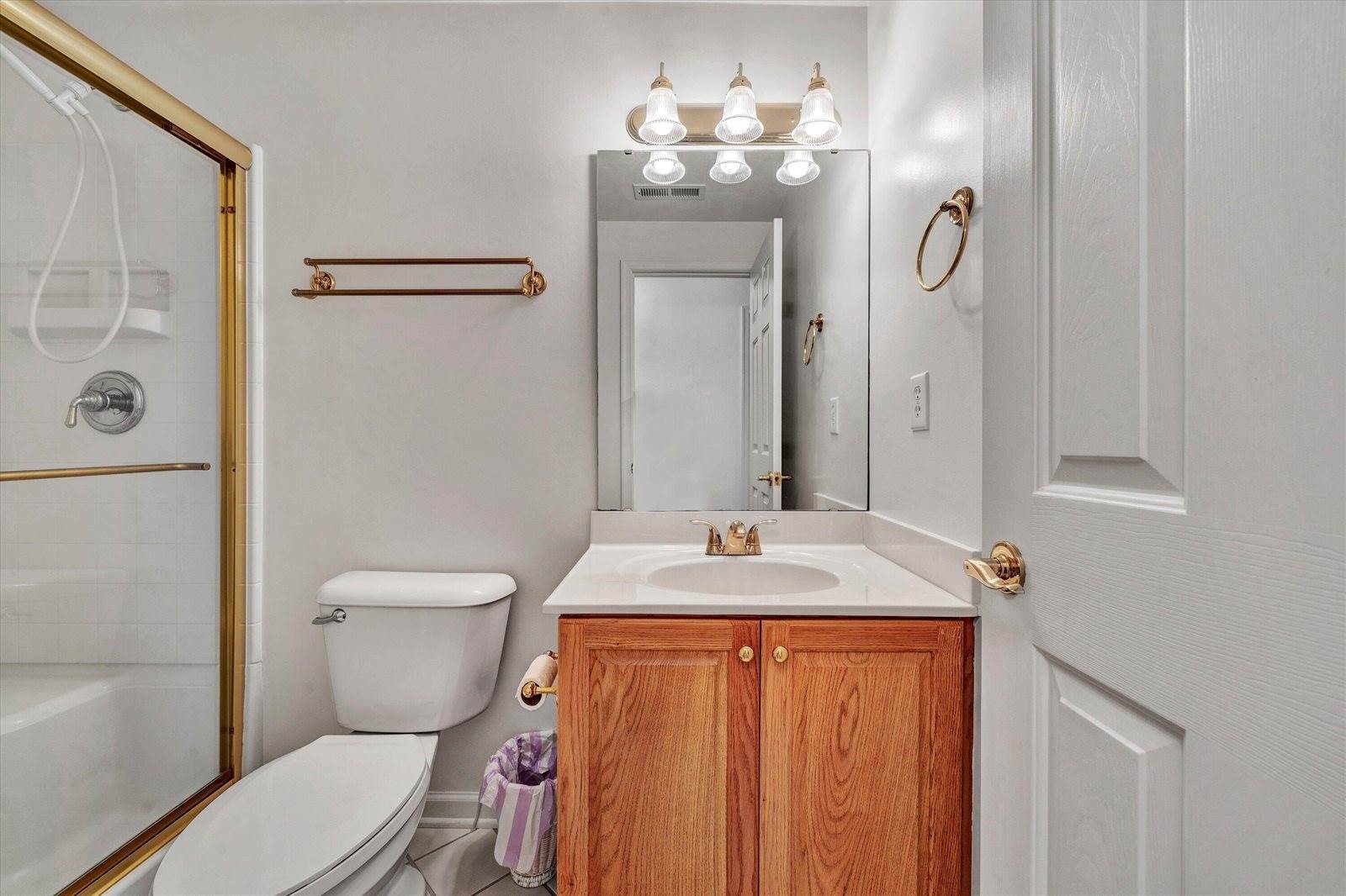 559 Boxwoodgreen Dr, Wirtz, VA 24184