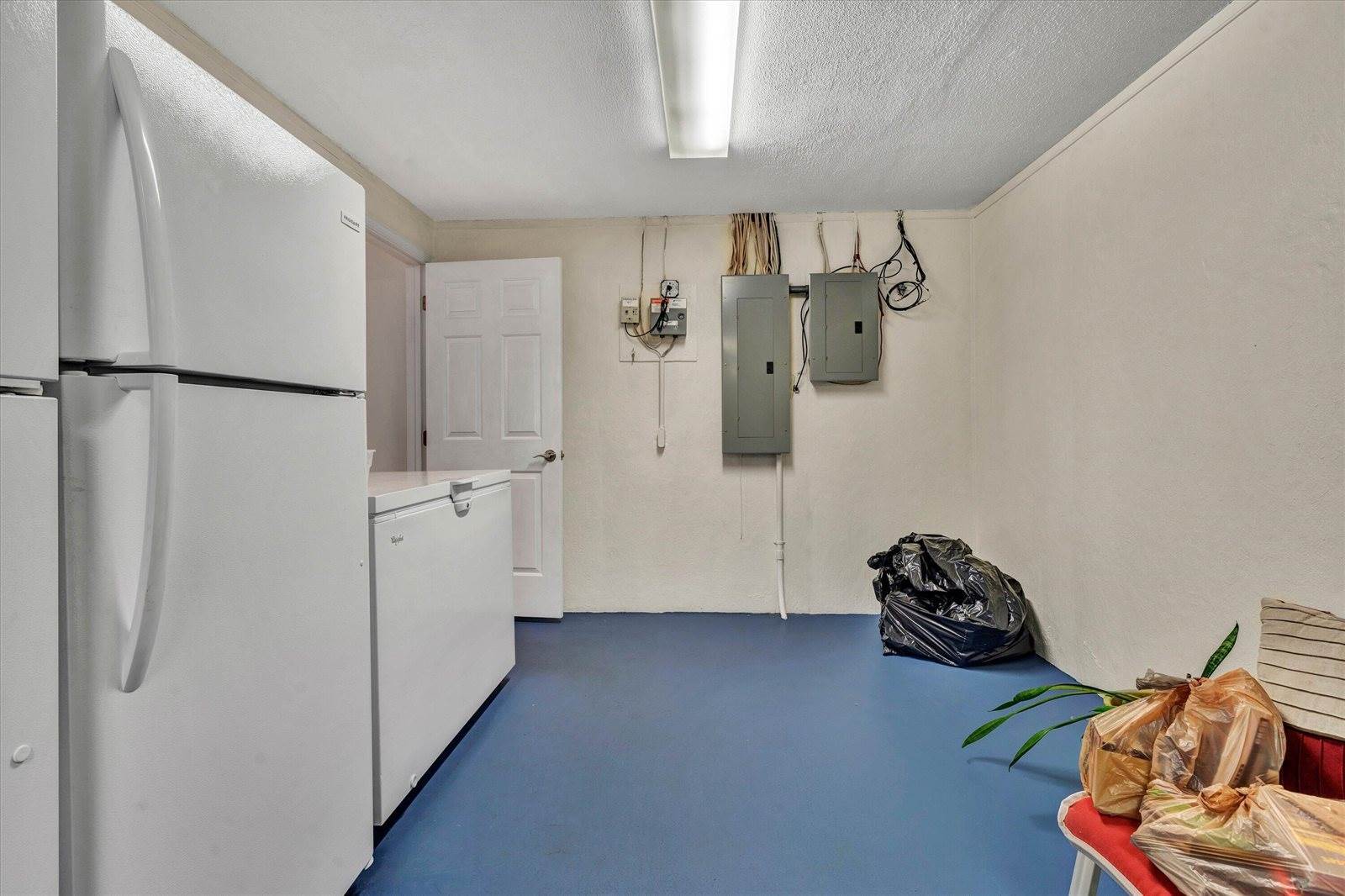 559 Boxwoodgreen Dr, Wirtz, VA 24184