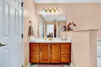 559 Boxwoodgreen Dr, Wirtz, VA 24184