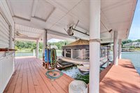 559 Boxwoodgreen Dr, Wirtz, VA 24184