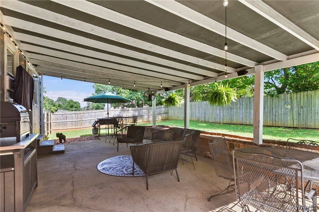 2003 19th Street, Northport, AL 35476