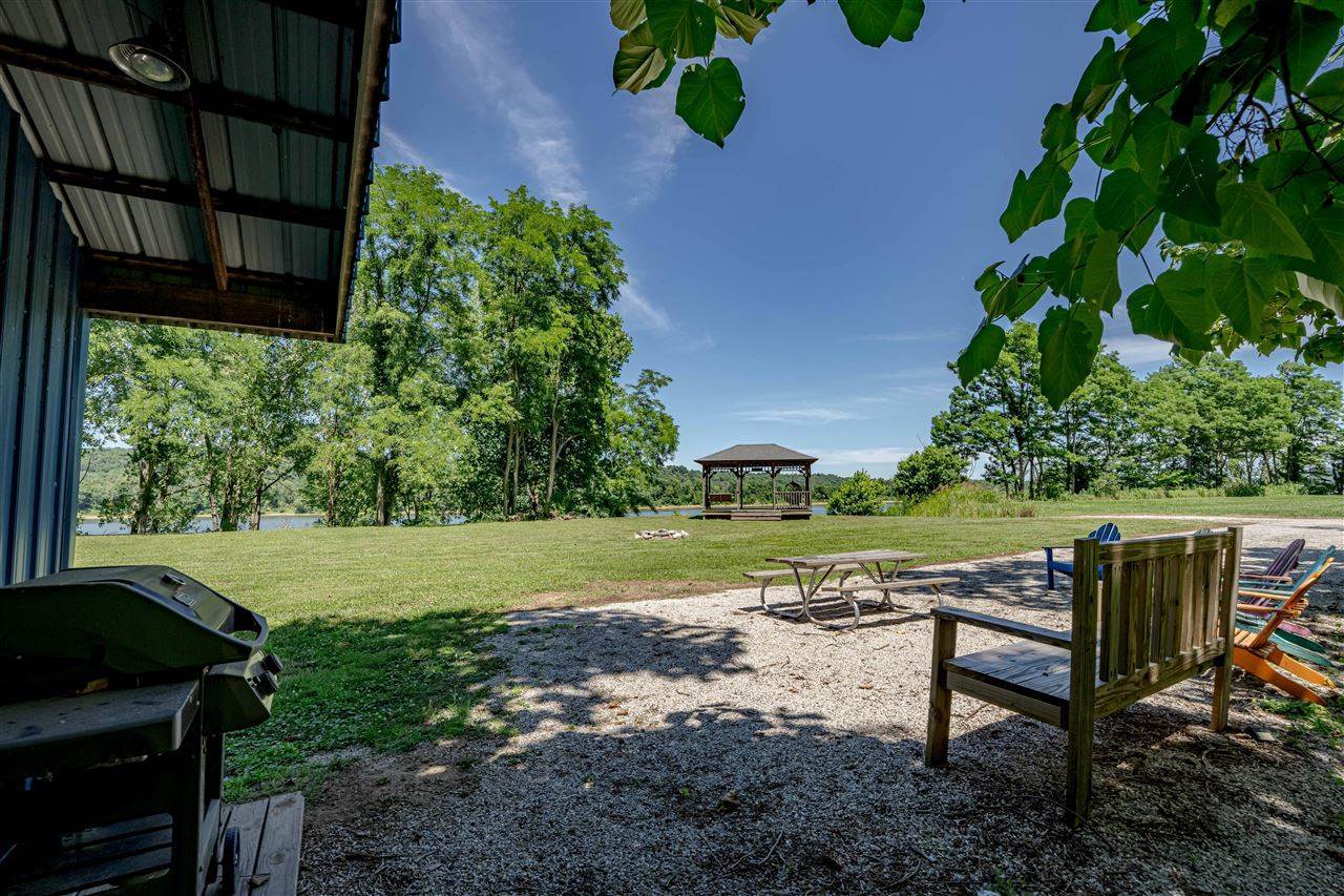 414 Russell Landing Road, Brandenburg, KY 40108