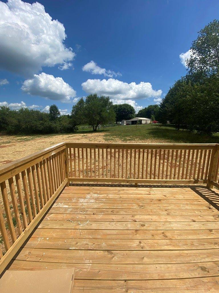 732 Millers Point Rd, Sparta, TN 38583