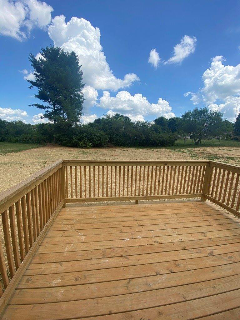 734 Millers Point Rd, Sparta, TN 38583