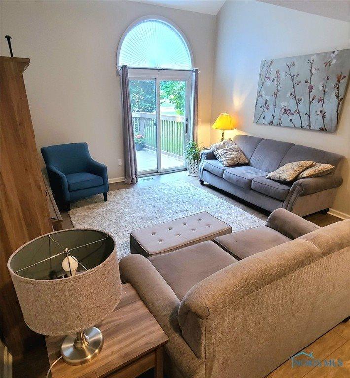 1671 Ravine Drive, Maumee, OH 43537