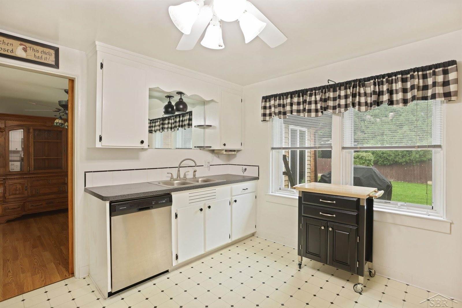 1449 Lathrup Avenue, Saginaw, MI 48638