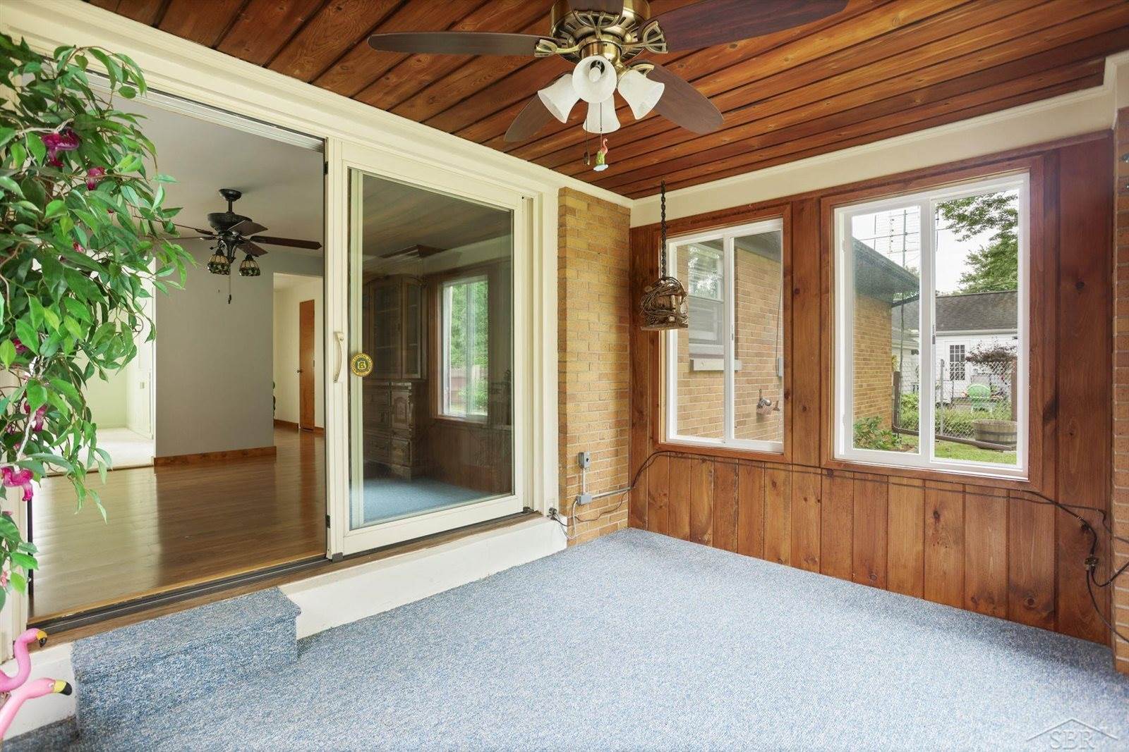 1449 Lathrup Avenue, Saginaw, MI 48638