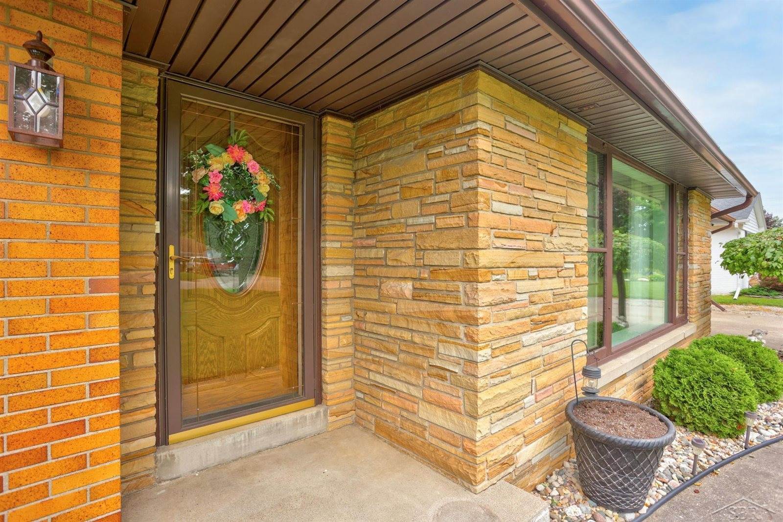 1449 Lathrup Avenue, Saginaw, MI 48638