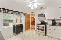 1449 Lathrup Avenue, Saginaw, MI 48638