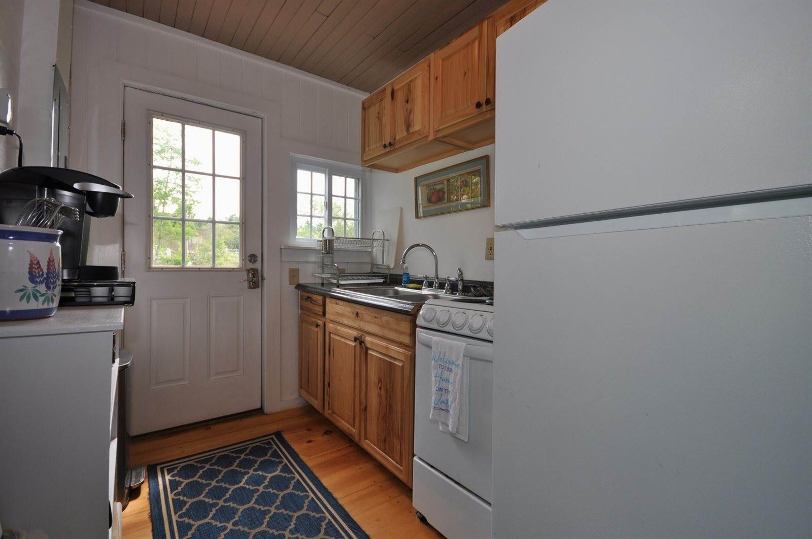 4 Isle View Way, Searsport, ME 04974