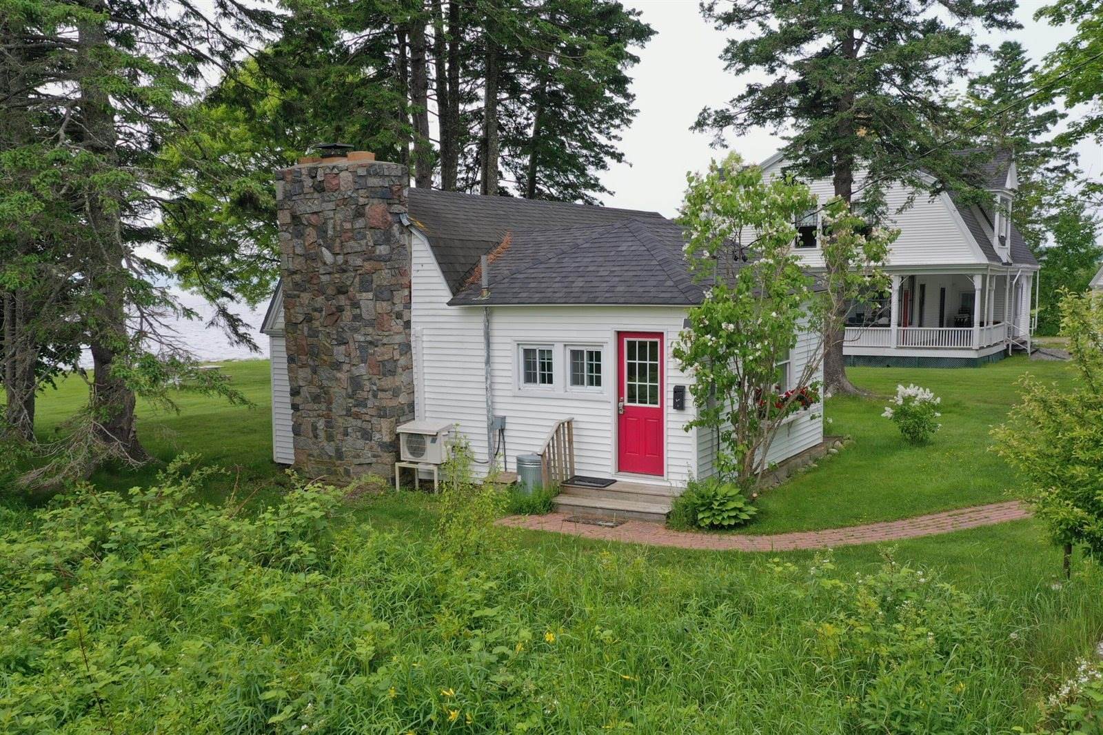 4 Isle View Way, Searsport, ME 04974