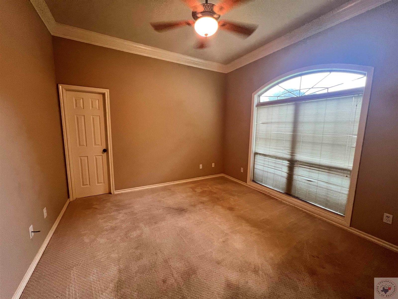 706 Boardwalk, Texarkana, TX 75501