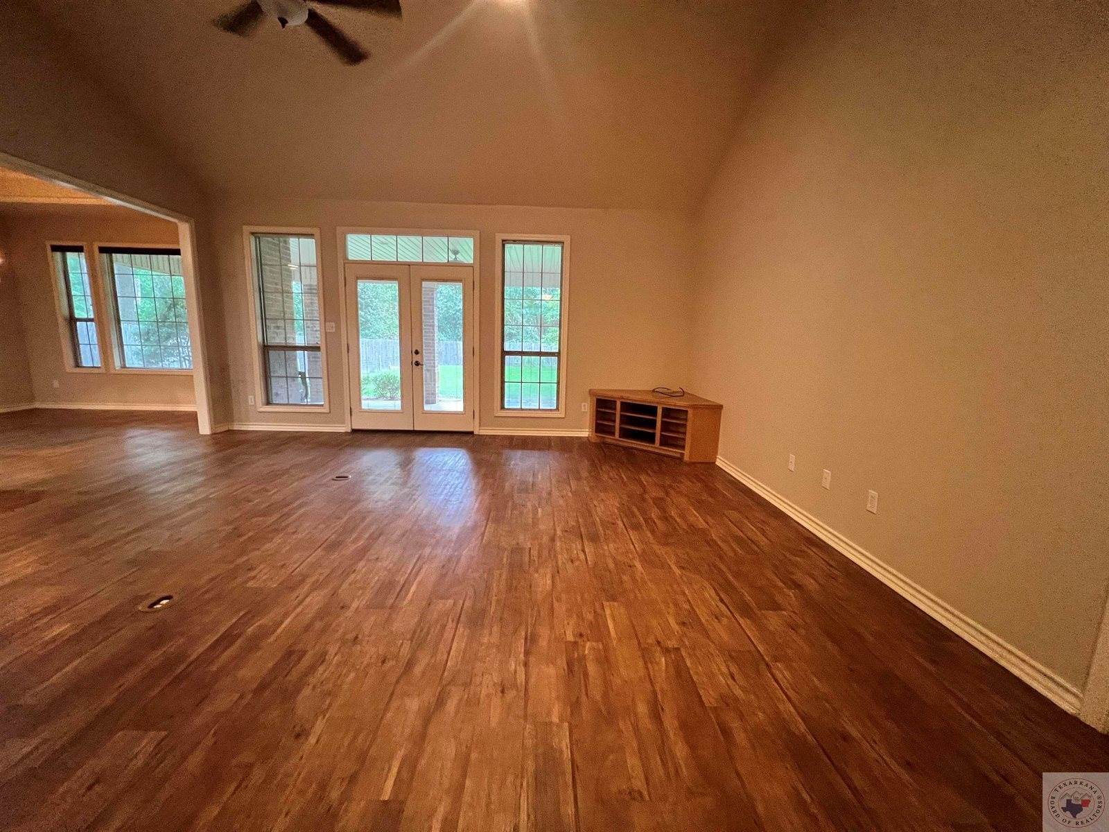 706 Boardwalk, Texarkana, TX 75501