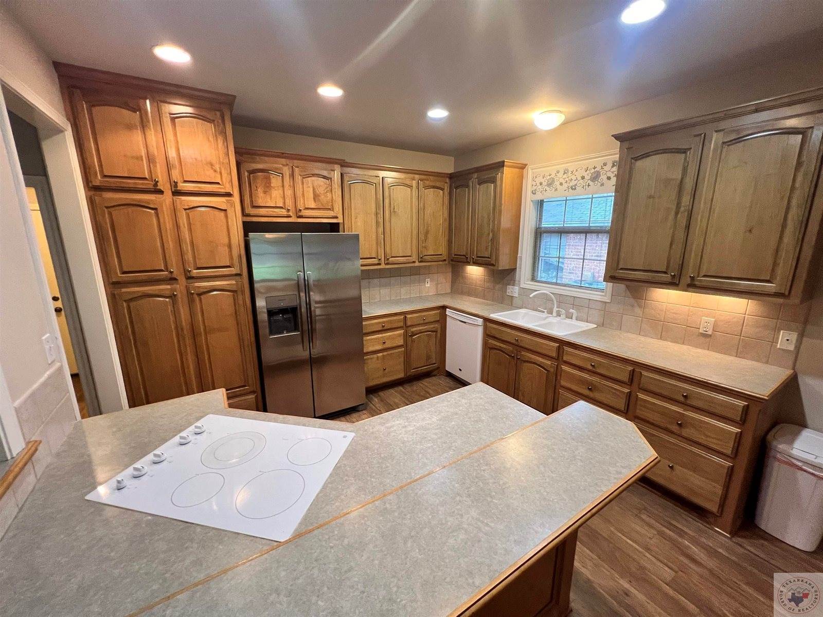 706 Boardwalk, Texarkana, TX 75501