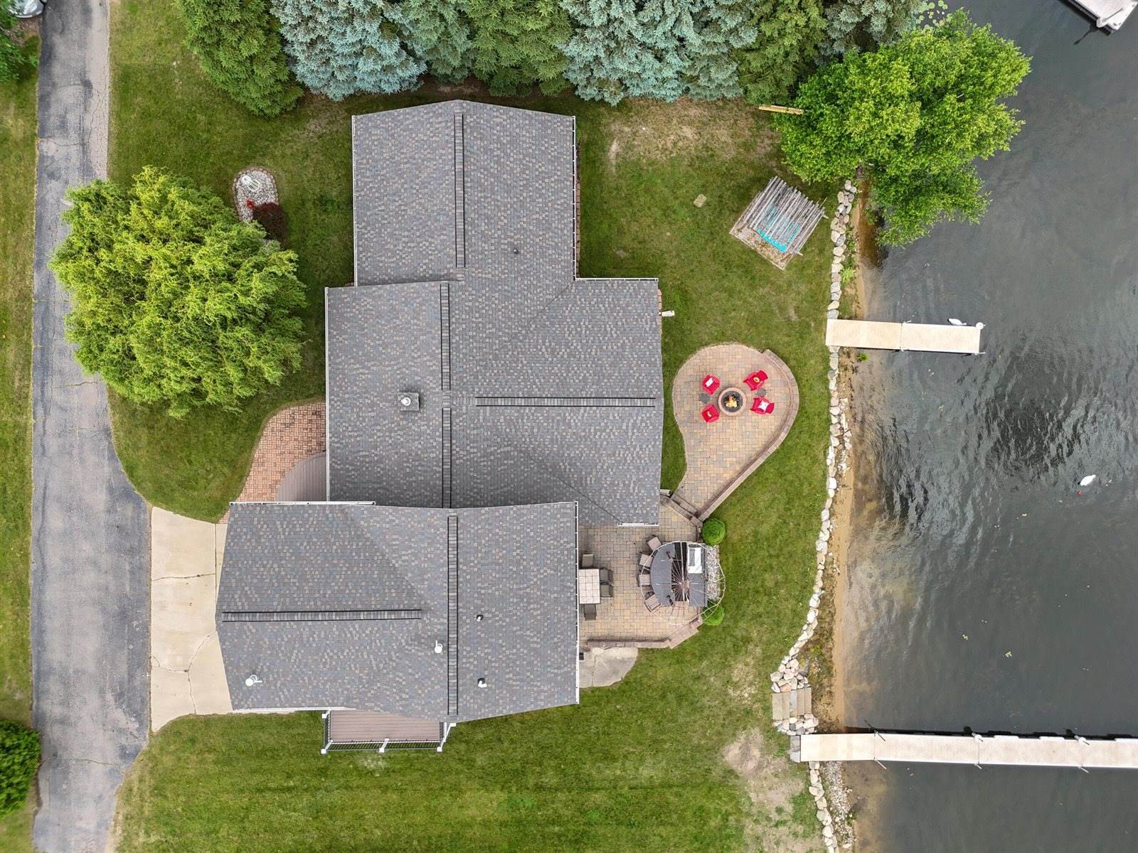 13620 Porath Isle Court, Houghton Lake, MI 48629