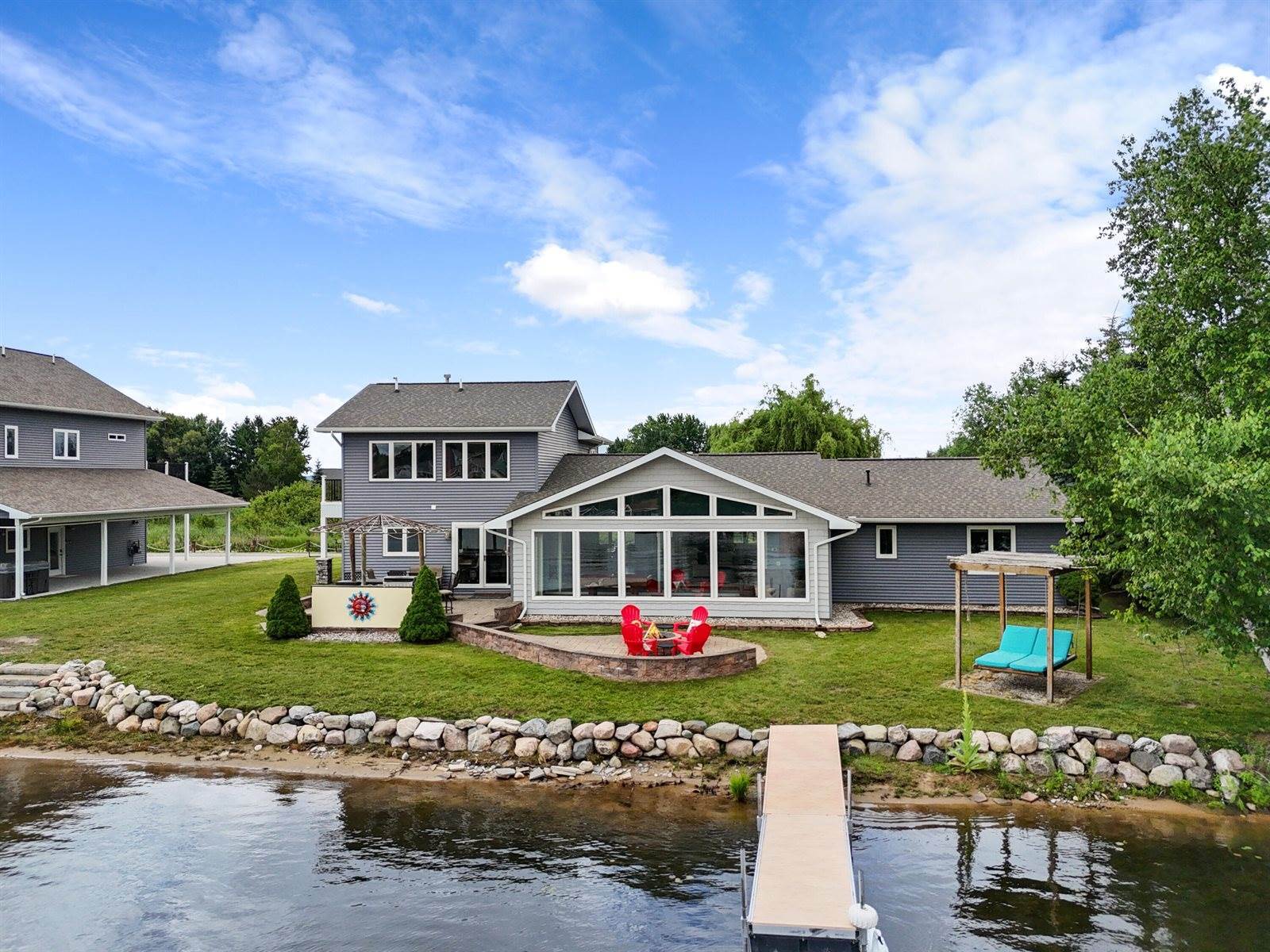 13620 Porath Isle Court, Houghton Lake, MI 48629