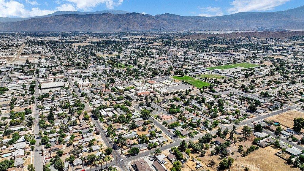 600 East Mayberry Avenue, Hemet, CA 92543