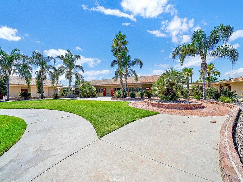 600 East Mayberry Avenue, Hemet, CA 92543