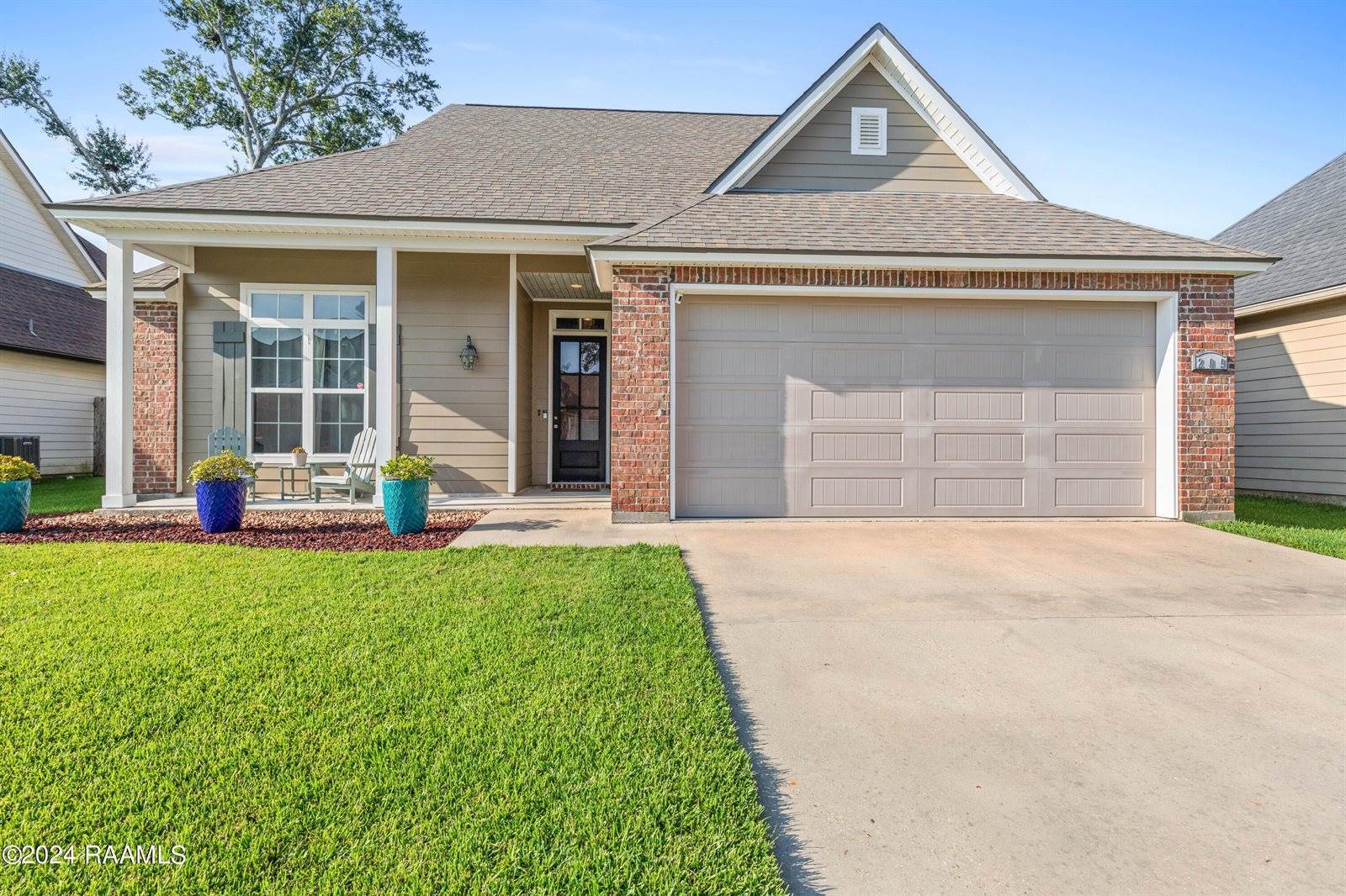 209 Oak Path Drive, Carencro, LA 70520