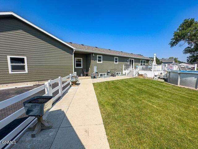 3906 3rd Avenue East, Williston, ND 58801