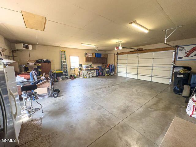 3906 3rd Avenue East, Williston, ND 58801