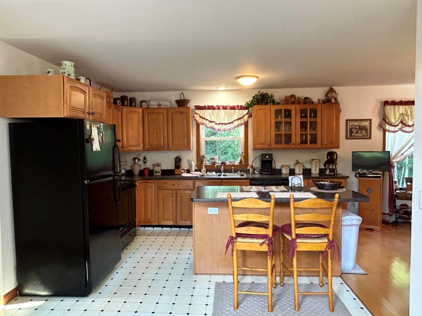 218 Hoxie Hill Road, Orrington, ME 04474