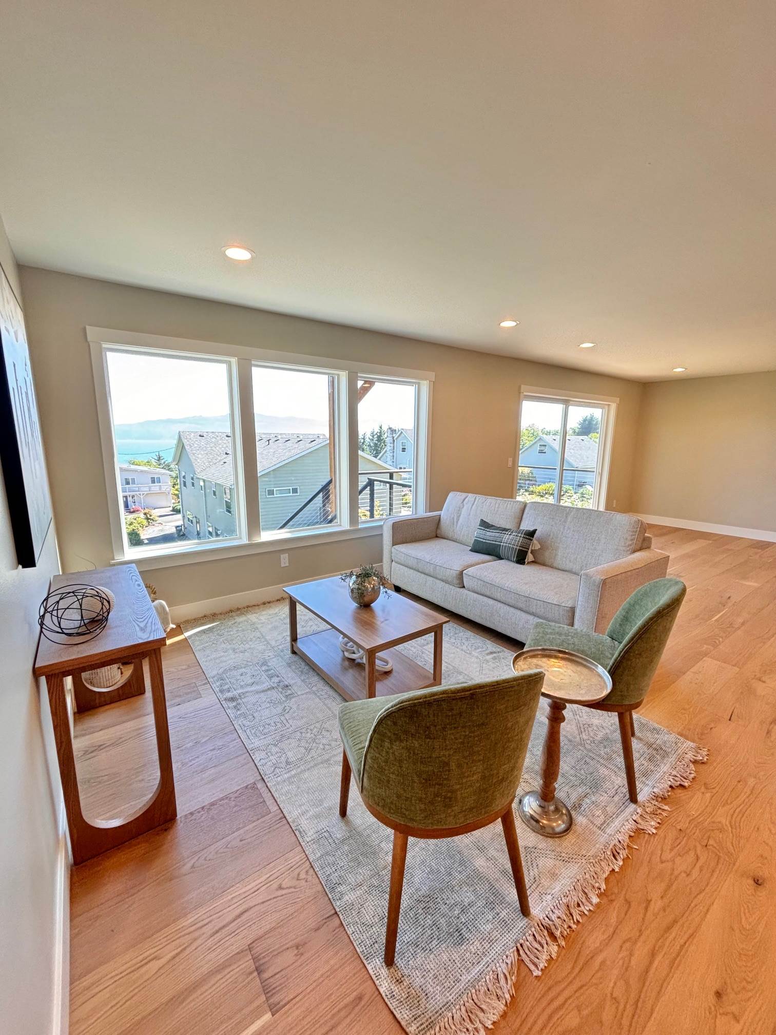 5145 Bay Ridge Ct, Bay City, OR 97107