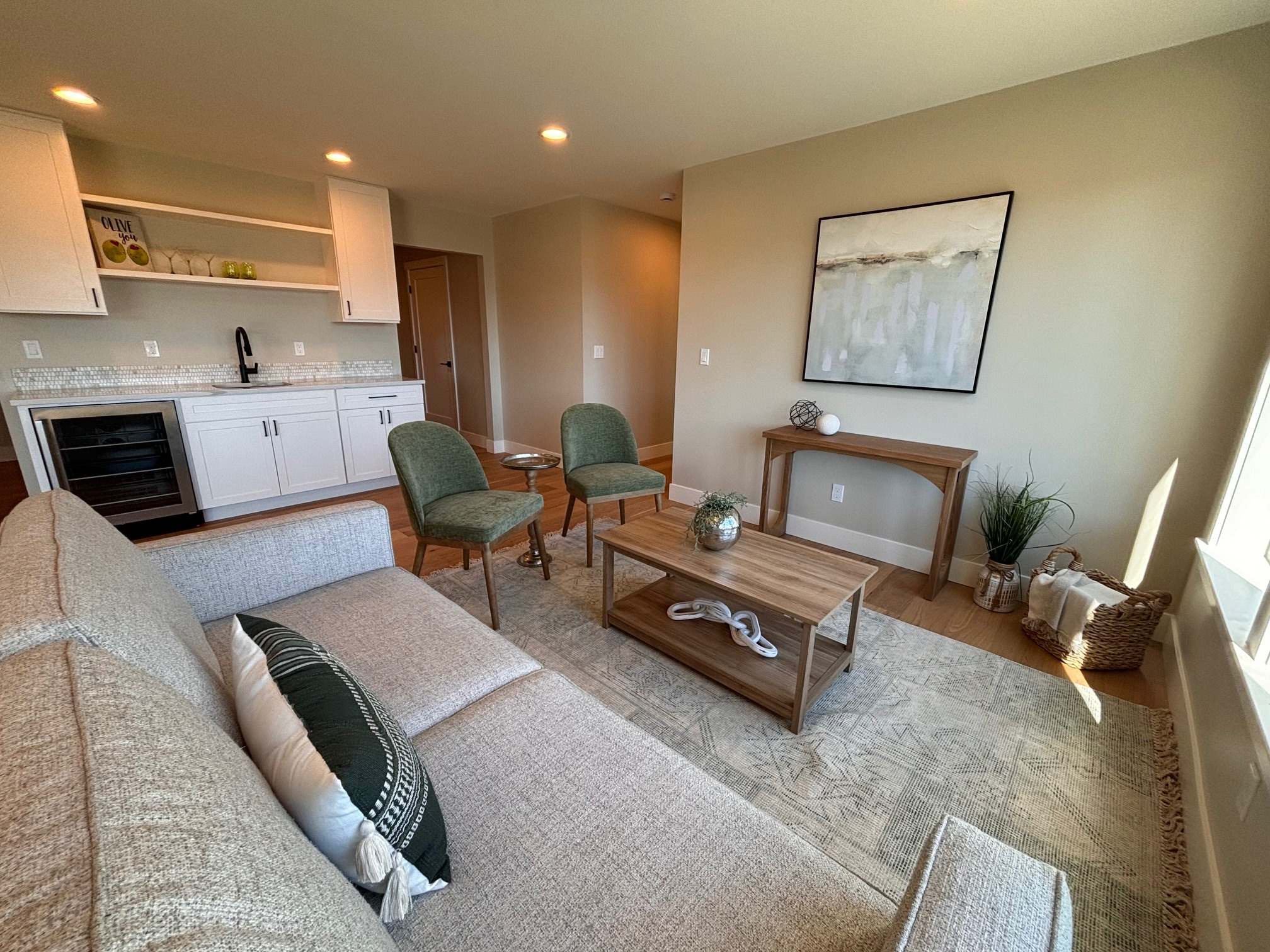 5145 Bay Ridge Ct, Bay City, OR 97107