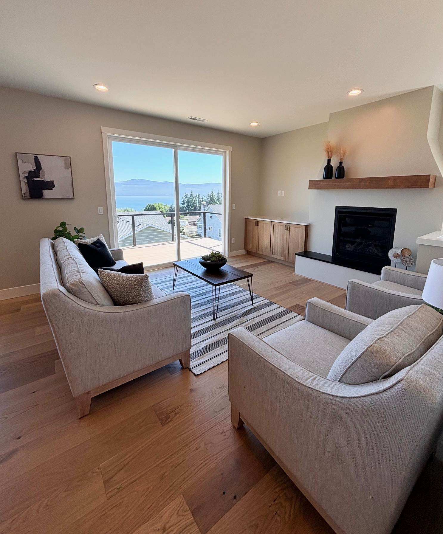 5145 Bay Ridge Ct, Bay City, OR 97107