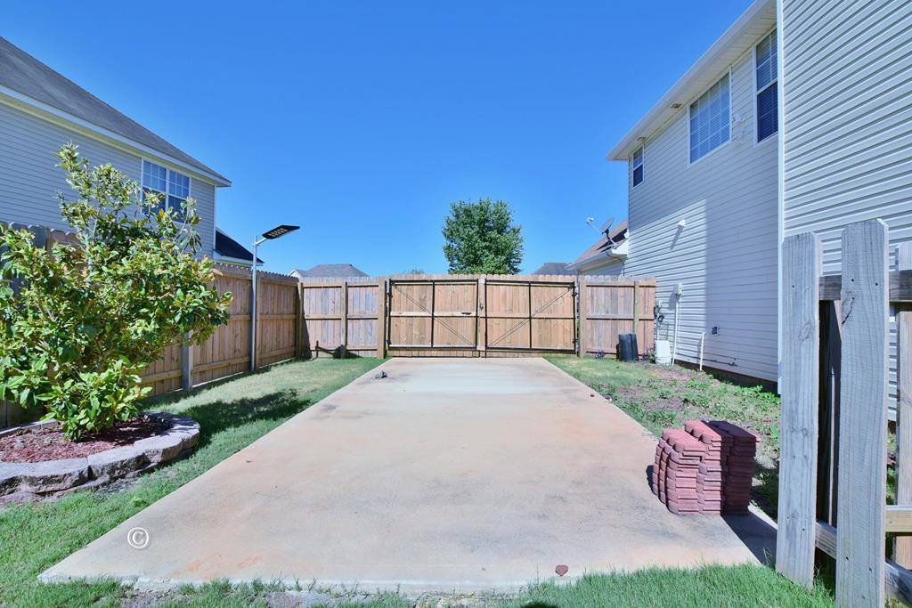 6 Ottawa Trail, Fort Mitchell, AL 36865