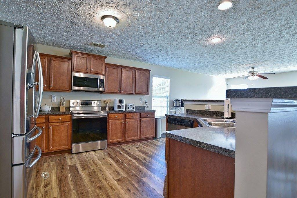 6 Ottawa Trail, Fort Mitchell, AL 36865