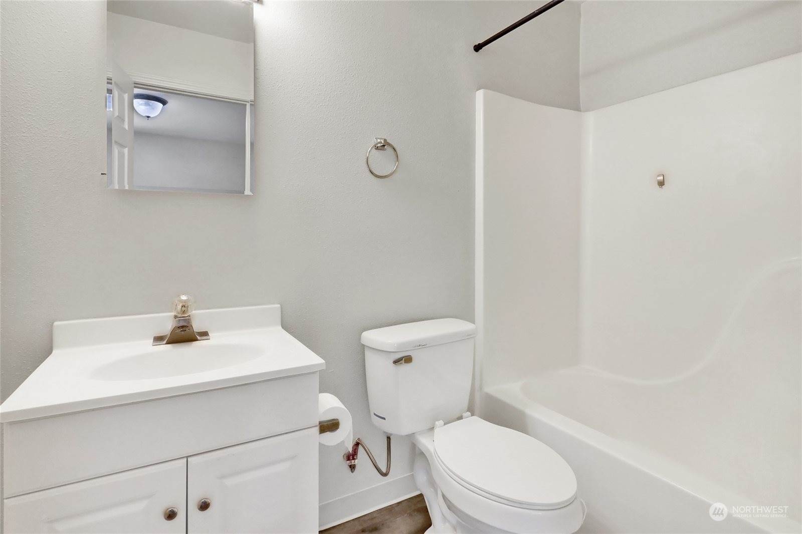 8344 Holly Lane, Maple Falls, WA 98266