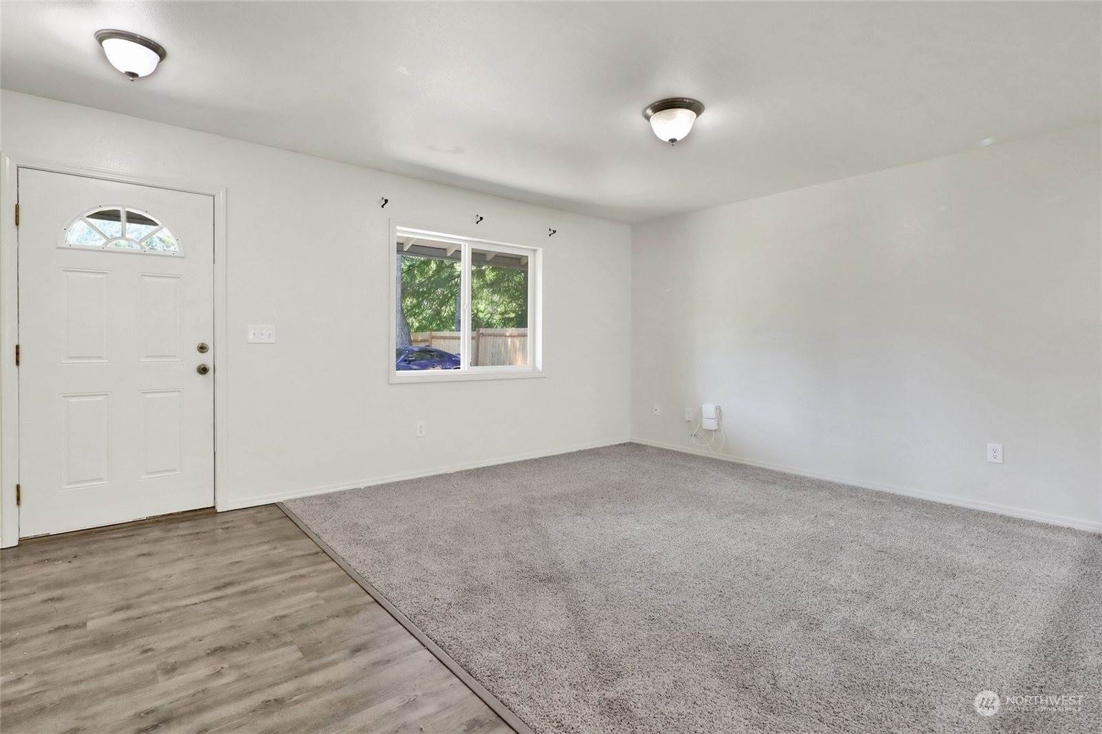 8344 Holly Lane, Maple Falls, WA 98266