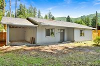 8344 Holly Lane, Maple Falls, WA 98266