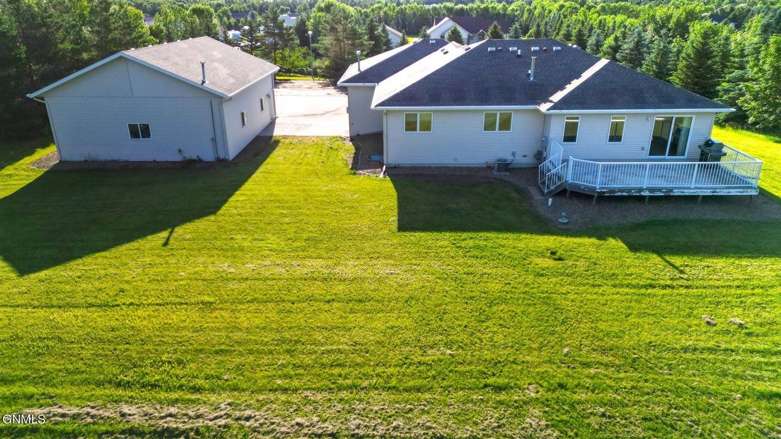 7510 Hightop Lane, Bismarck, ND 58503