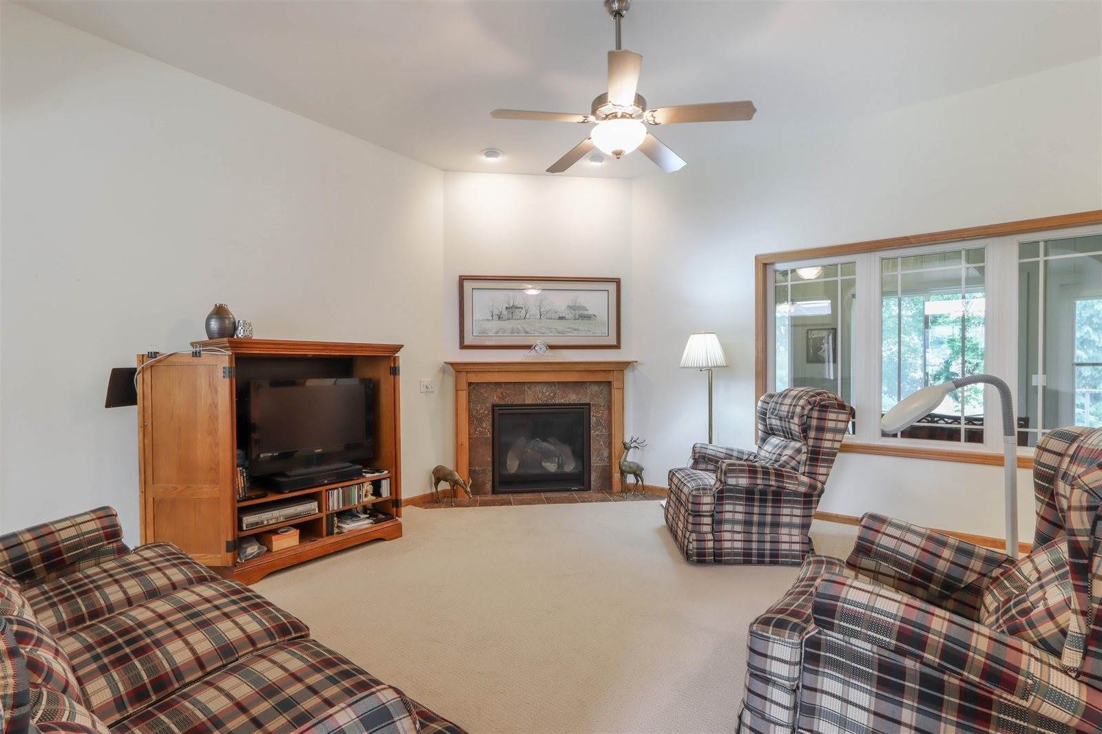 300 S Sycamore Avenue, Marshfield, WI 54449