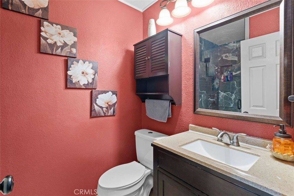 2809 Willowbrook Avenue, Palmdale, CA 93551