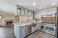 2809 Willowbrook Avenue, Palmdale, CA 93551