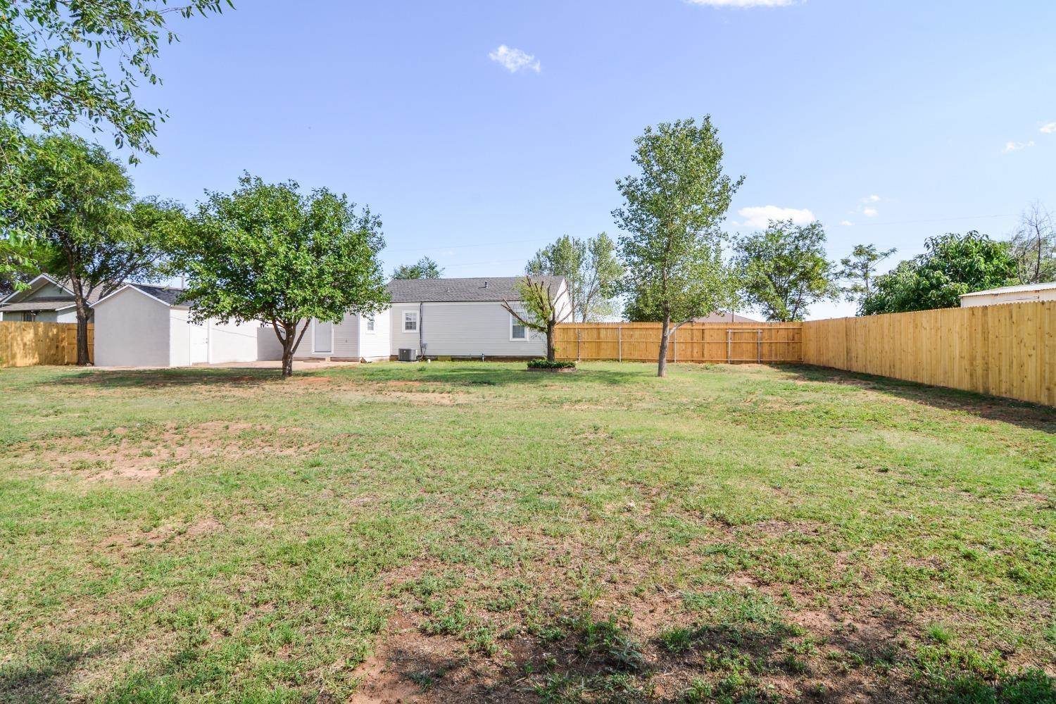 313 East 7th Street, Idalou, TX 79329