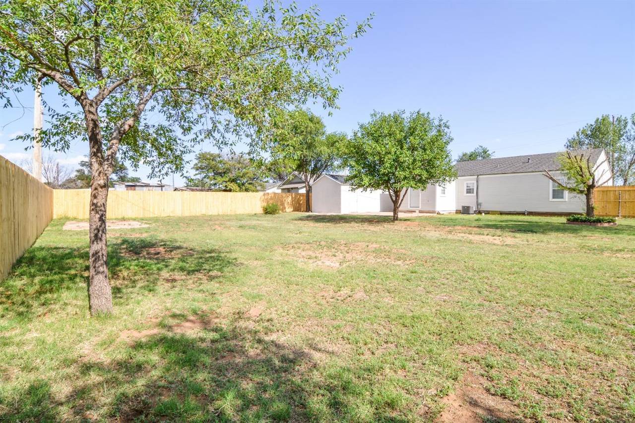 313 East 7th Street, Idalou, TX 79329