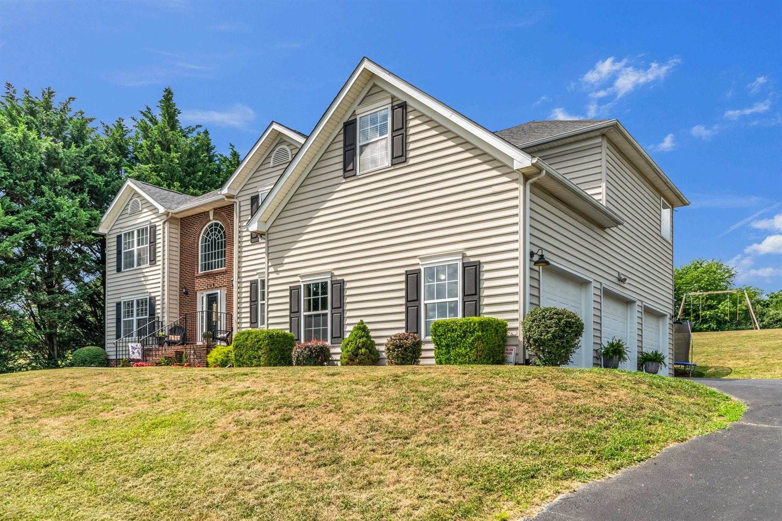 306 Meadow Ridge, Radford, VA 24141