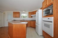 8 Martin Drive, Brewer, ME 04412