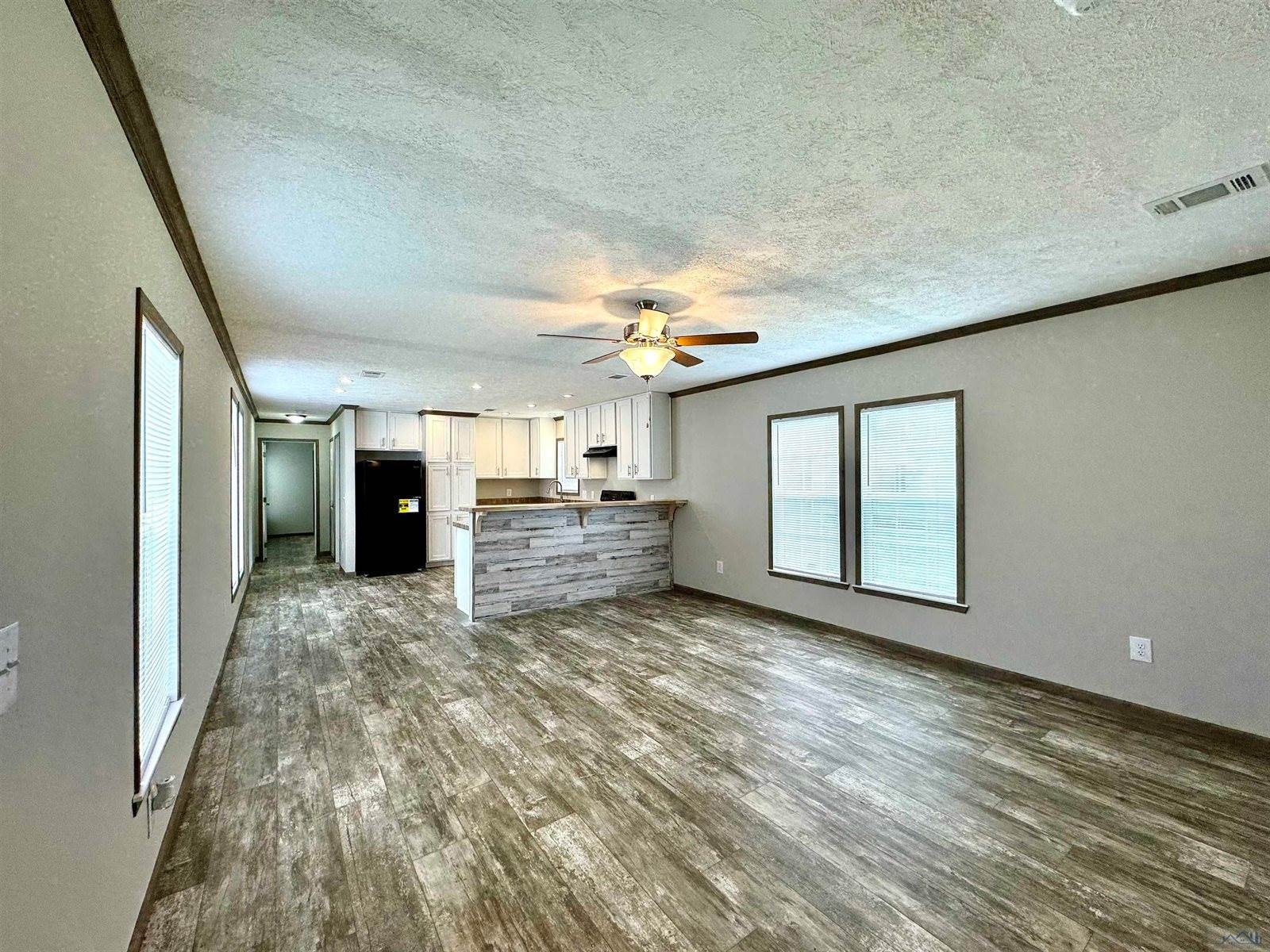 462 Frederick Dr, Thibodaux, LA 70301