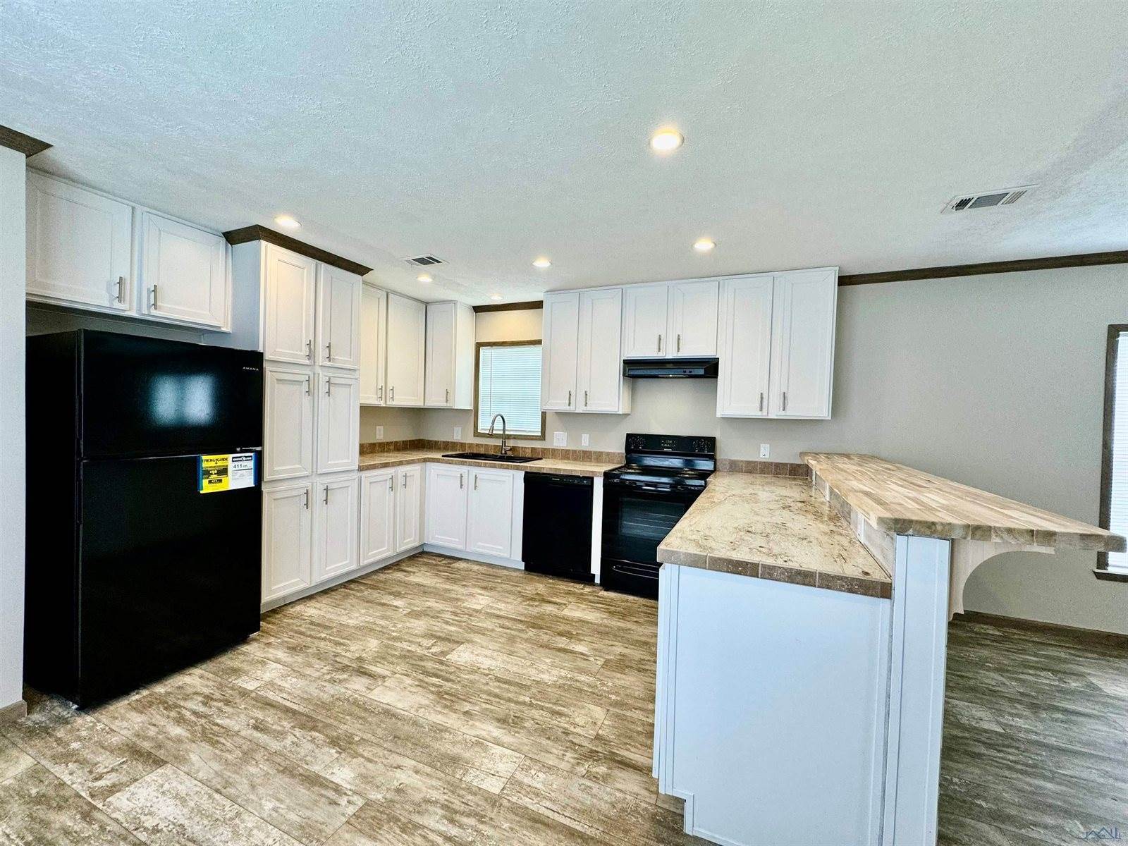 462 Frederick Dr, Thibodaux, LA 70301