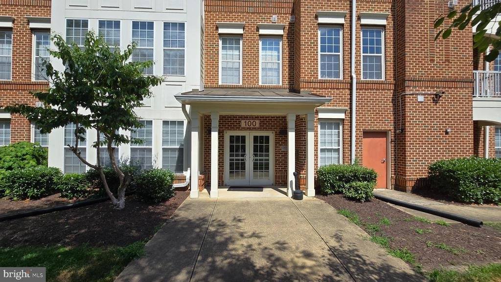 100 Edelen Station Place, La Plata, MD 20646